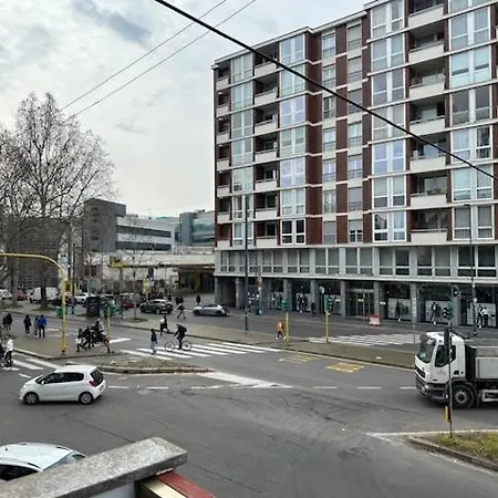 Silver Apartman *